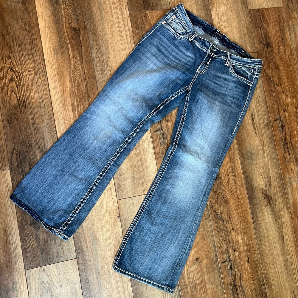Vigoss boot cut size 18